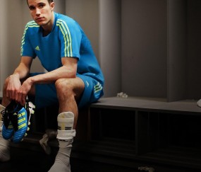 开云体育2026-皮克个人能力完全展现，冰岛关键战突围波兰，小国足球的生存智慧与集体意志