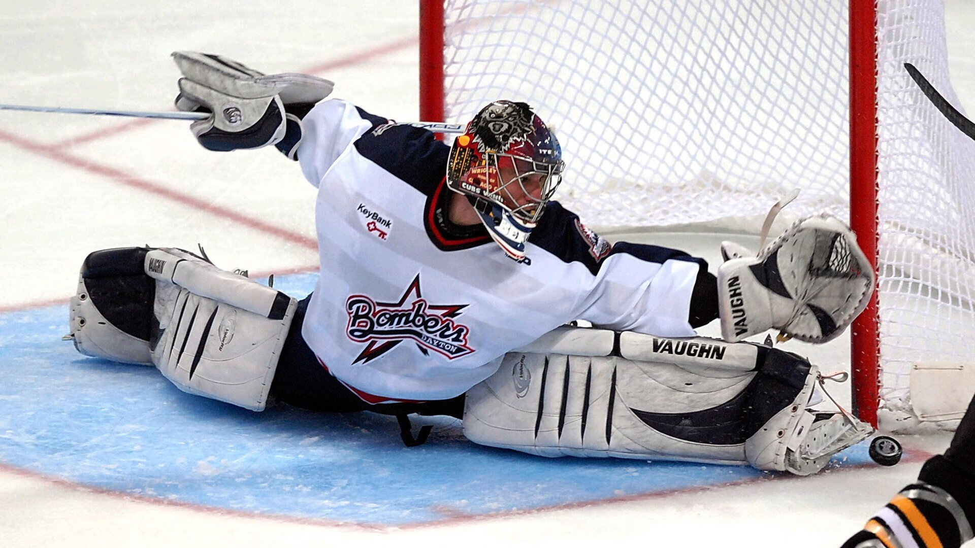 欧冠淘汰赛之夜，莱奥全程高能输出，撕裂防线的独舞