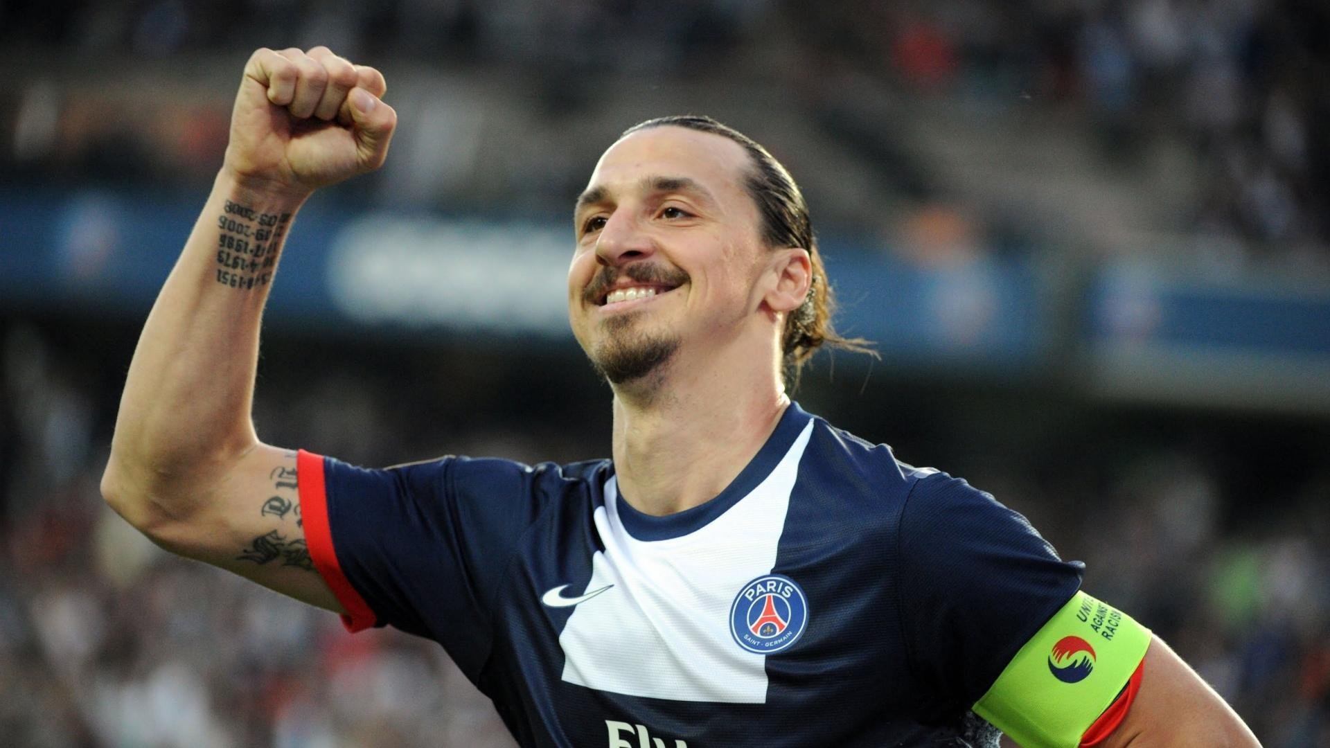 皮克个人能力完全展现，冰岛关键战突围波兰，小国足球的生存智慧与集体意志